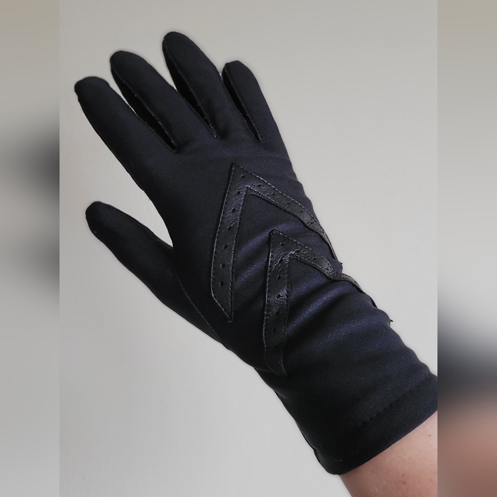 Vintage Thinsulate Flex Padded Leather Trimmed Gloves, One Size, Classic Black. - Picture 3 of 5